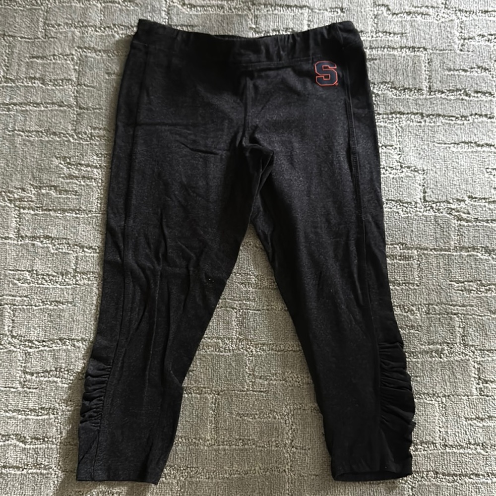 Syracuse capris